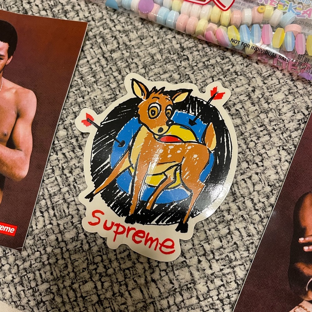 Supreme Bundle - Picture 2 of 7